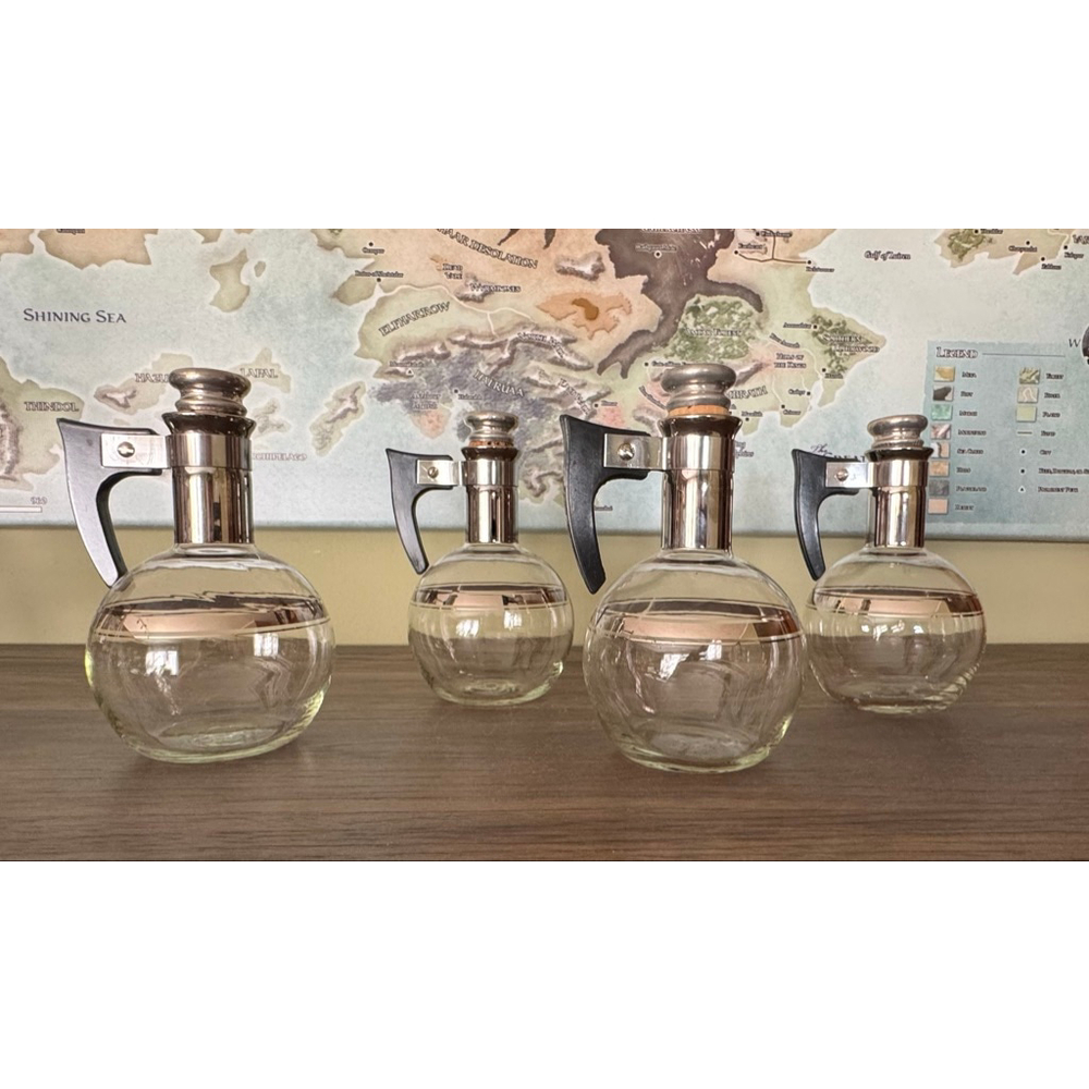 Set of 4 Mid-Century Glass Cruets w/ Bakelite Handles - Picture 2 of 4